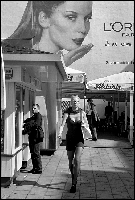 Владимир Тюрин. Лёгкий ветерок      2001 год Владимир Тюрин. Лёгкий ветерок      2001 год