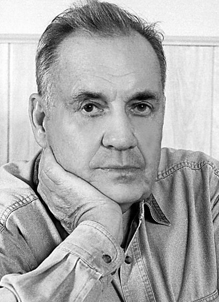 Родник Муз. Эльдар Рязанов. Эти несерьезные, несерьезные фильмы Родник Муз. Эльдар Рязанов. Эти несерьезные, несерьезные фильмы