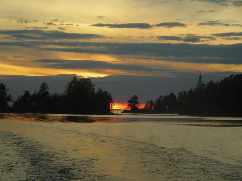 Николай Почтовалов. Закат на Ладоге (Карелия, о. Валаам) Николай Почтовалов. Закат на Ладоге (Карелия, о. Валаам)