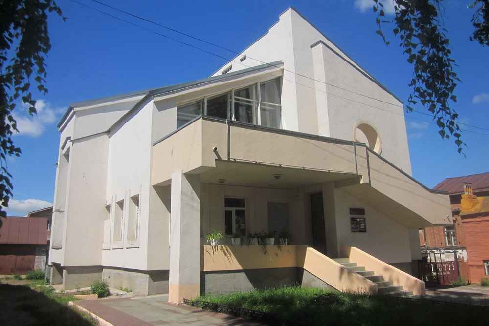 Валентина Солдатова. "Чистополь глазами поэтов" Детская художественная школа. Фото Валентины Солдатовой Валентина Солдатова. "Чистополь глазами поэтов" Детская художественная школа. Фото Валентины Солдатовой