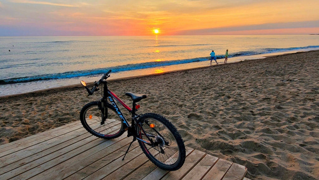 Елена Копытова. Балтика. Июльский закат Елена Копытова. Балтика. Июльский закат