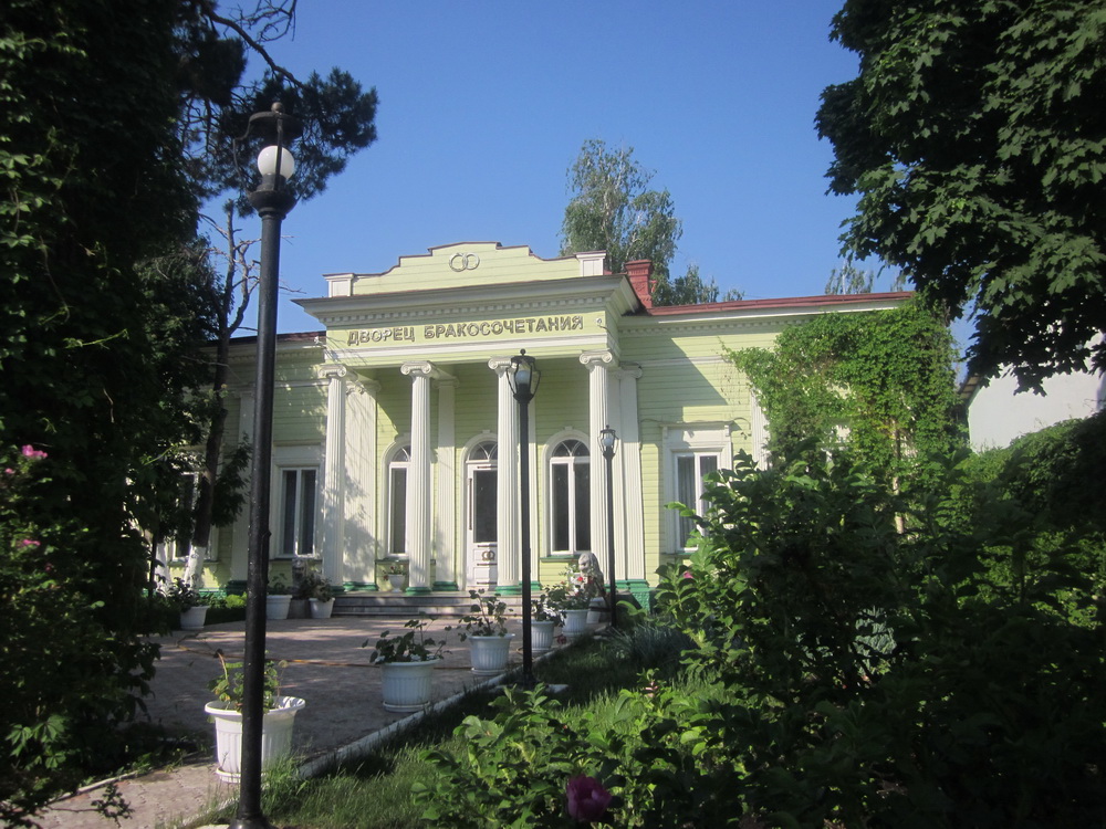 Валентина Солдатова. "Чистополь глазами поэтов" Дворец бракосочетания. Фото Валентины Солдатовой Валентина Солдатова. "Чистополь глазами поэтов" Дворец бракосочетания. Фото Валентины Солдатовой