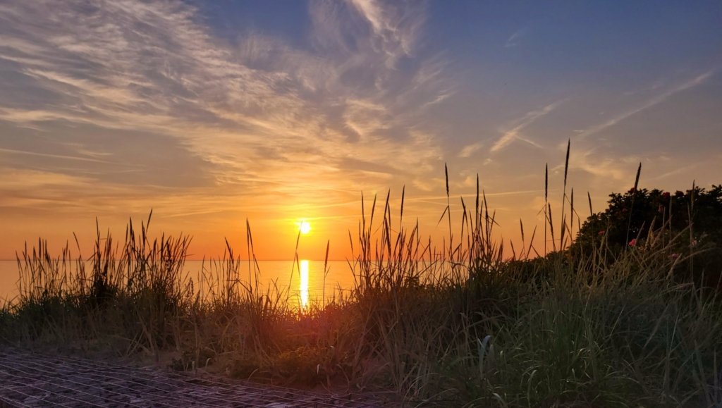 Елена Копытова. Балтийский закат Елена Копытова. Балтийский закат