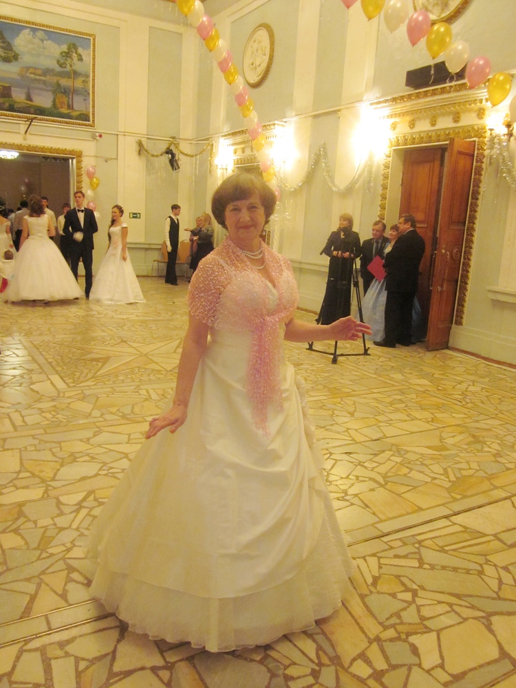 Валентина Солдатова. "Рождественский бал", фото друзей. Валентина Солдатова. "Рождественский бал", фото друзей.